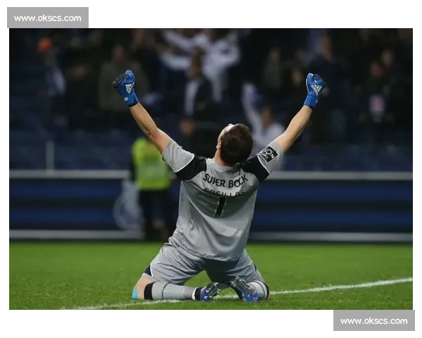 卡西神扑 + 网友调侃：阿圭罗单刀不进，射术堪忧？