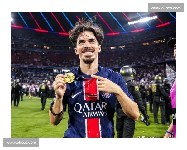 梅西暴怒挥拳维蒂尼亚！世俱杯冲突引爆足坛争议，赛后拥抱上演戏剧性反转